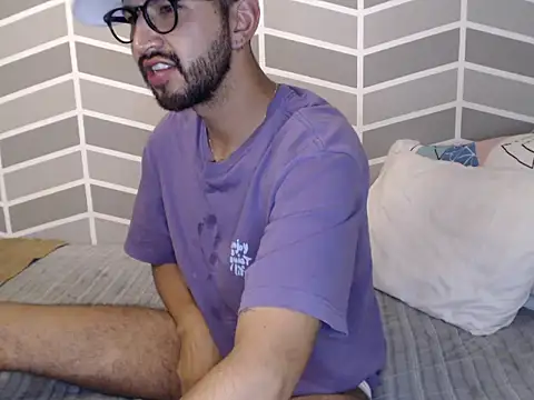 thomass1018 webcam