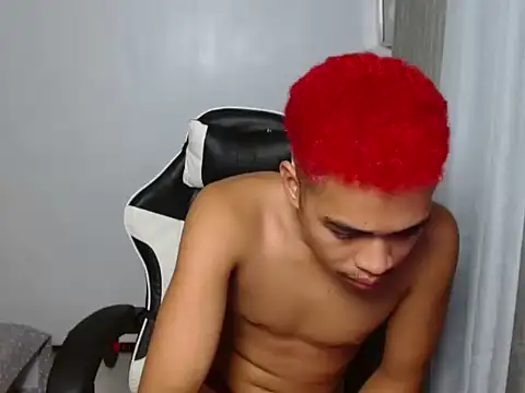 curlyasian_njxx