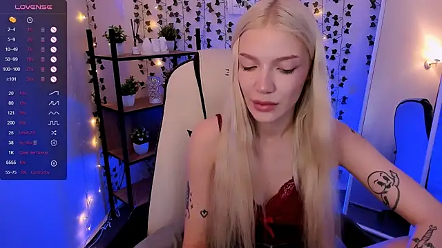AnyaTaylor_ live cam on StripChat
