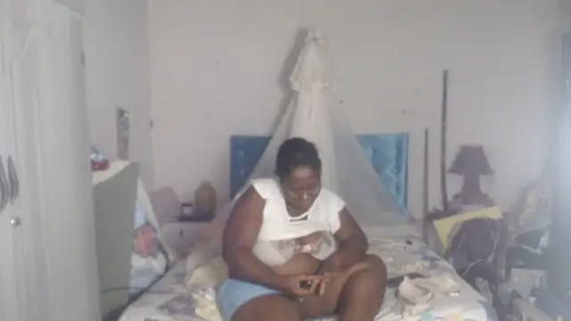 rachelexoticgirl live cam on StripChat