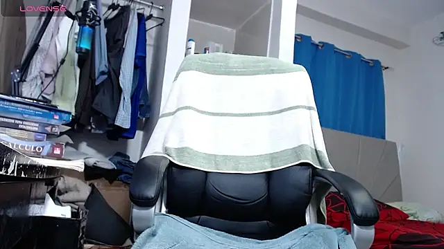 lewislamxxx_hot webcam