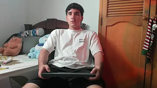 leo030809 webcam
