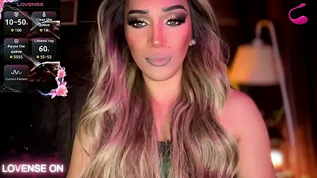 Lo_la_69 webcam