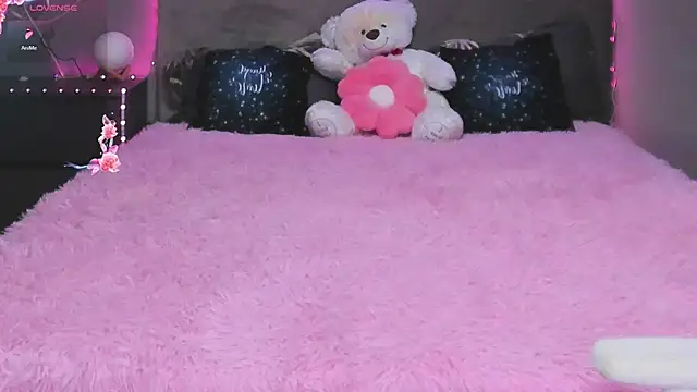 Maggie_Moore webcam