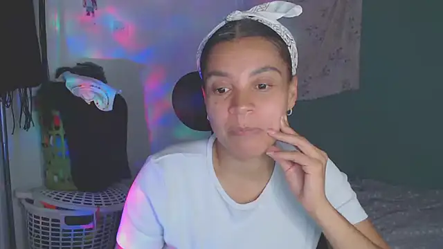 shayna_cute webcam