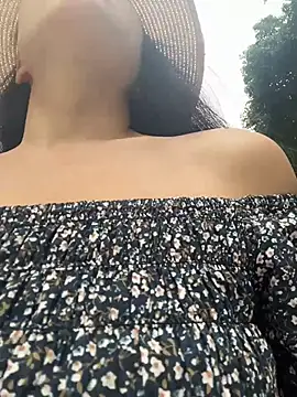 xiaochengzi505 - Xiaochengzi505's free webcam - UK Sex Cams