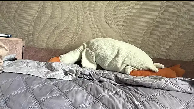 kamila_18_french webcam