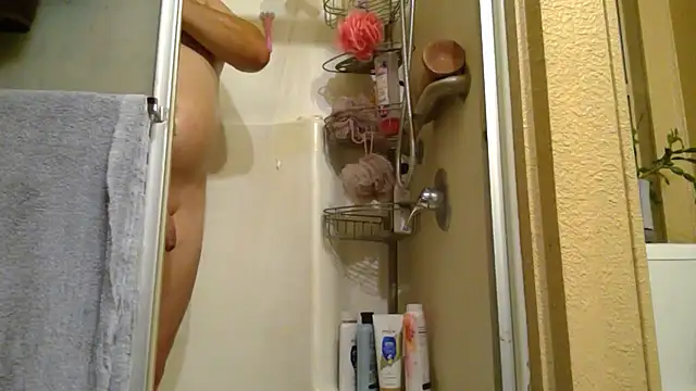 UncutHammer69 webcam