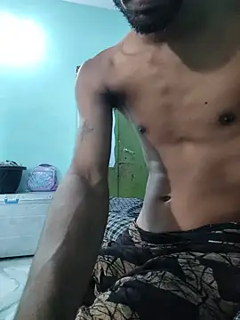 RAYI_Queen_4 webcam