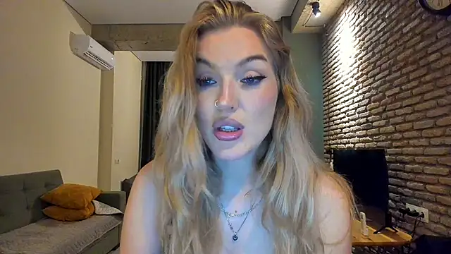 fifteenpoem webcam