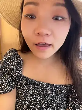 xiaochengzi505 live cam on StripChat