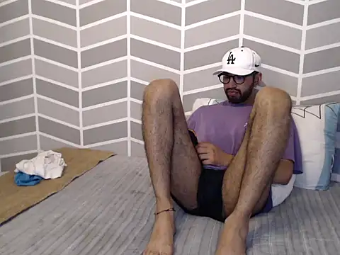 thomass1018 webcam