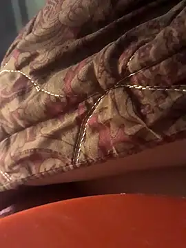 -Tara-a live cam on StripChat