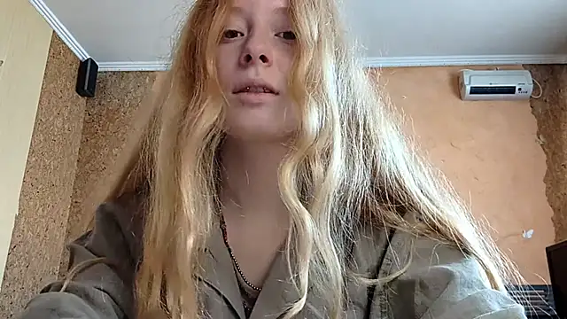 KateVibe_01 live cam on StripChat