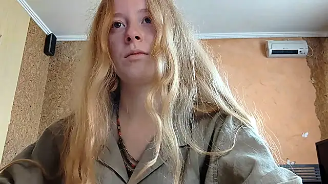 KateVibe_01 webcam