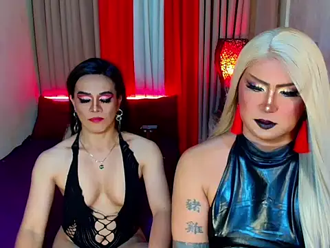 Wildest_Slave_Huntress webcam