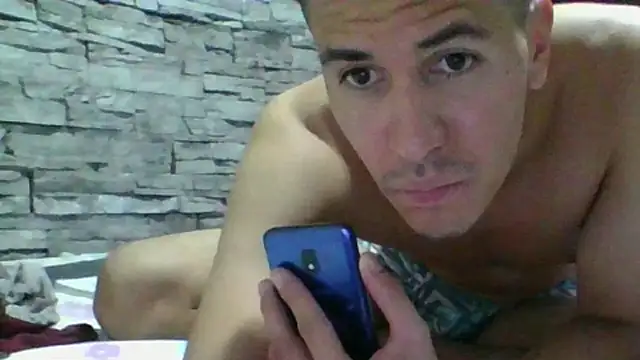 Sexylatin64 webcam