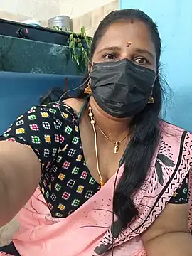Tamil_Sweety live cam on StripChat