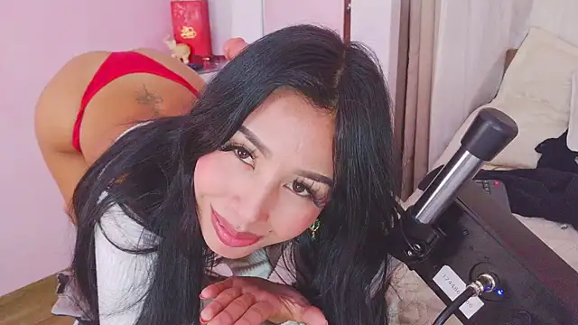 Miss_Charlottet webcam
