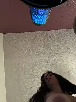 MyHoneyFrida webcam