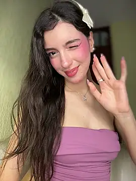 Emily-hottson webcam