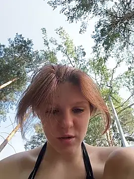 NinaParri webcam