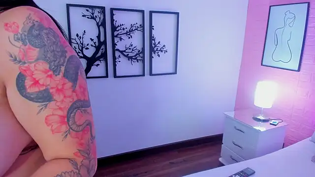 chloe_parker_ webcam