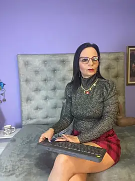 Miss_ellien webcam
