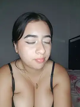 Chloe_Sky_love webcam