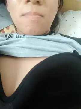 -zyzy- webcam