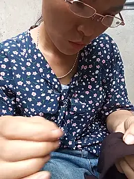 Heryy_xx webcam