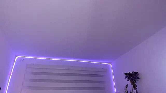 Agatha_Marin webcam
