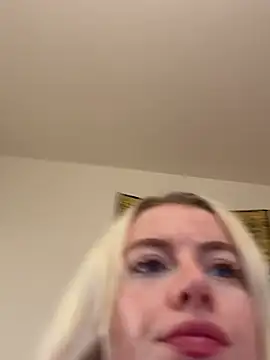 blondebunny999_999