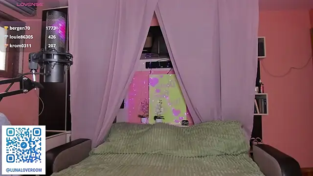 Luna_Reid webcam