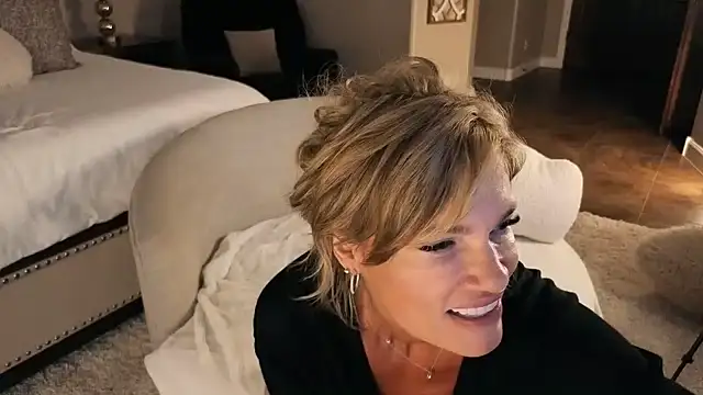 Hot_Wife_Amber
