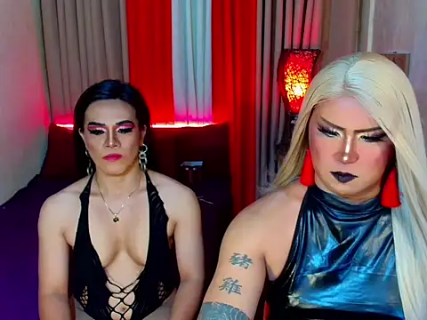 Wildest_Slave_Huntress webcam