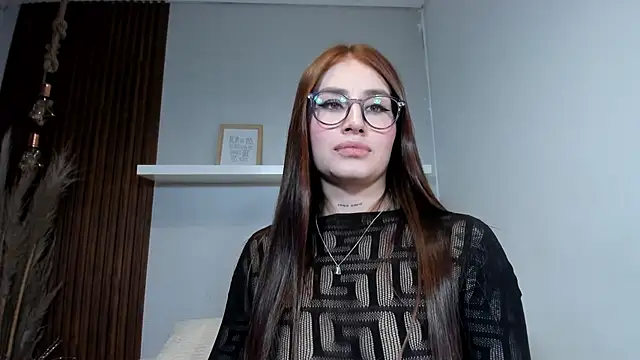 LANA-JONNES live cam on StripChat