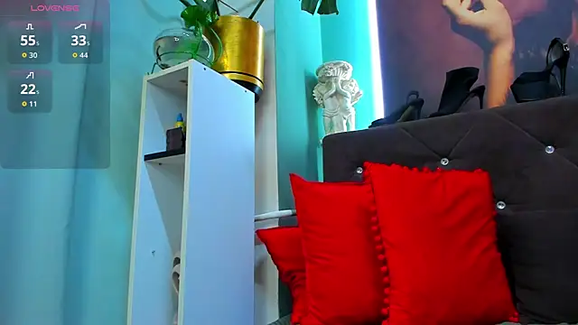 LauraSiin webcam