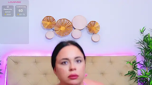 TemptingLuna_ webcam
