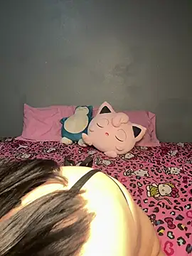 strwbrrymilk live sex cam
