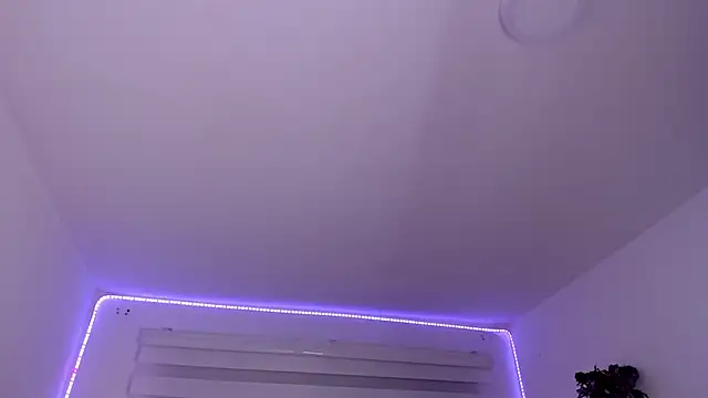 Agatha_Marin webcam