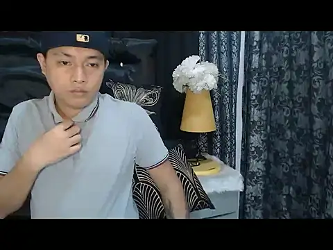 PRIMOLOVEXX webcam