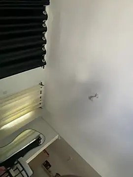 ThickyMel webcam