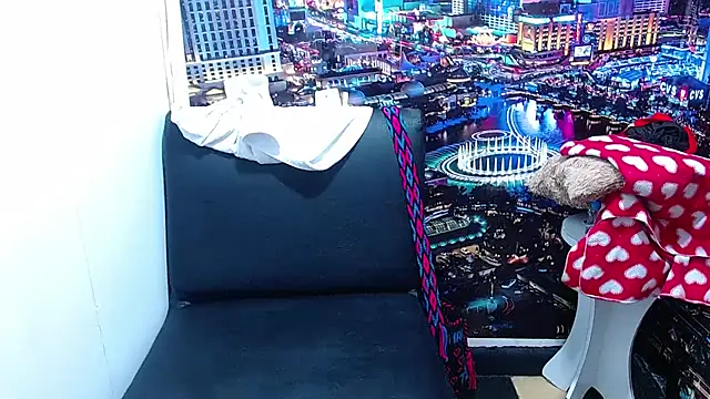 tila_nastyy webcam