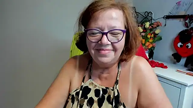 Adelewildx webcam