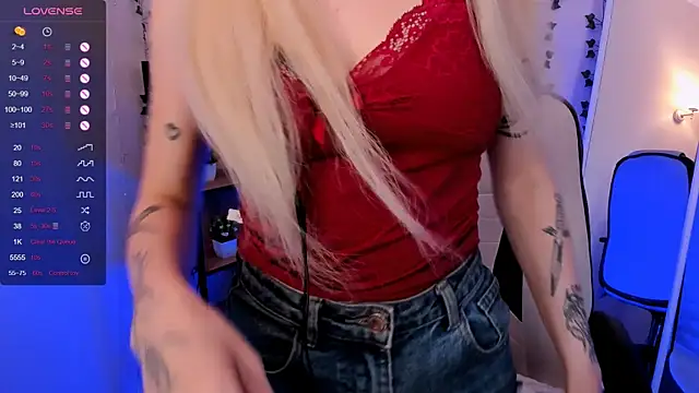 AnyaTaylor_ webcam