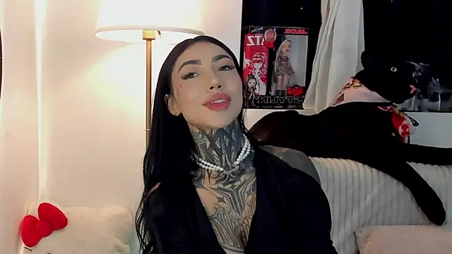 NinaVall webcam