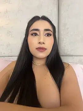ivonneowen (Ask my age) - Pussy fingering doggy style