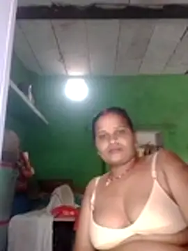 Shivani09900 live cam on StripChat