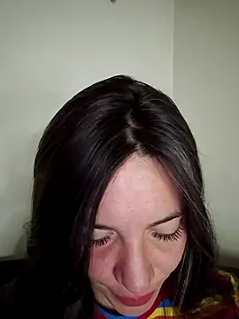 loveuu-bae (F young) - dildo play & squirt <3